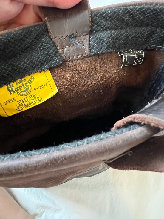 Dr Martens Boots Icon 2295 Steel Toe Work brown leather mens 13 pull on safety main image 16